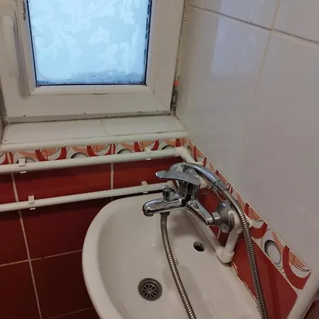 Small Apartment Private Bathroom Strong Wi-Fi Belgrade Exterior photo