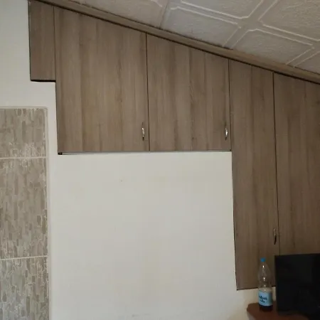 Small Apartment Private Bathroom Strong Wi-Fi Belgrade Exterior photo