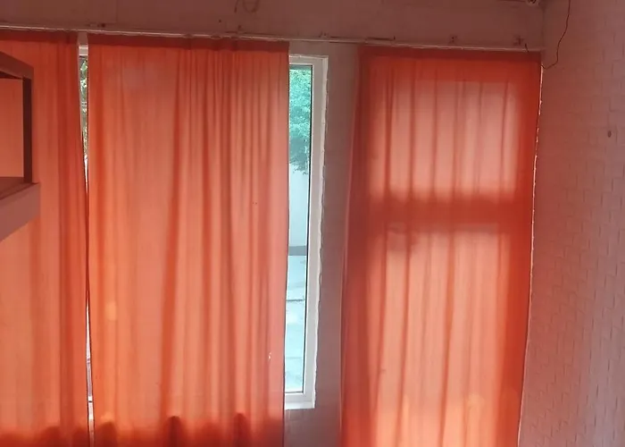 Small Apartment Private Bathroom Strong Wi-Fi